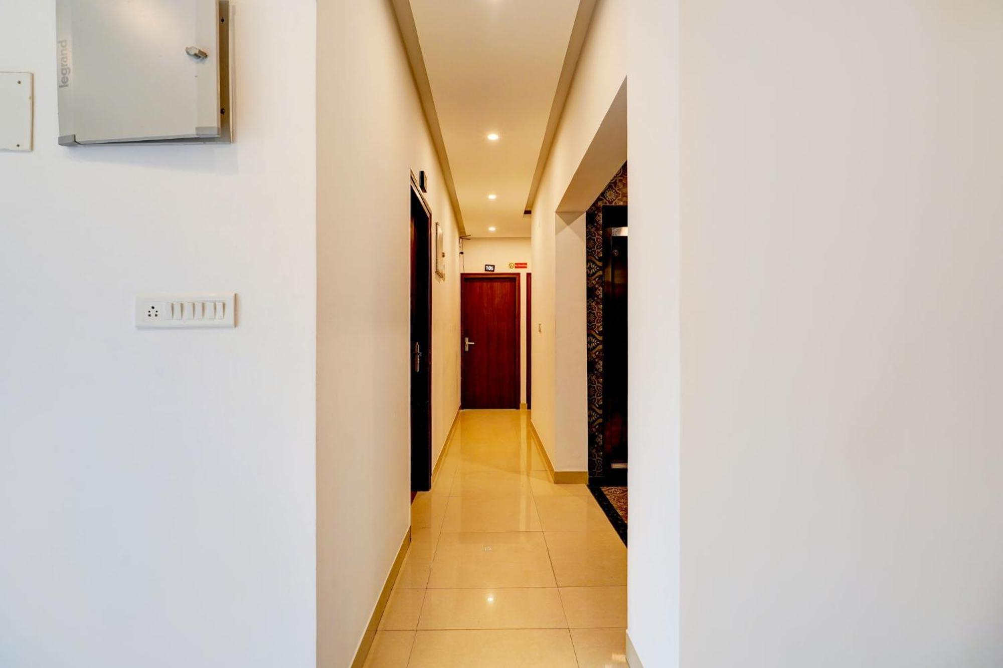 Townhouse Hebbal Bhadrappa Layout Bangalore Exterior photo